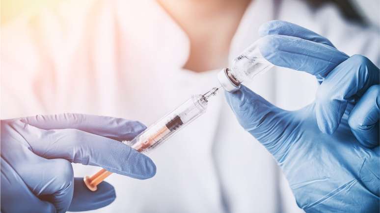 Vacinas conferem ao organismo uma memória imunológica para combater infecções de forma mais eficaz