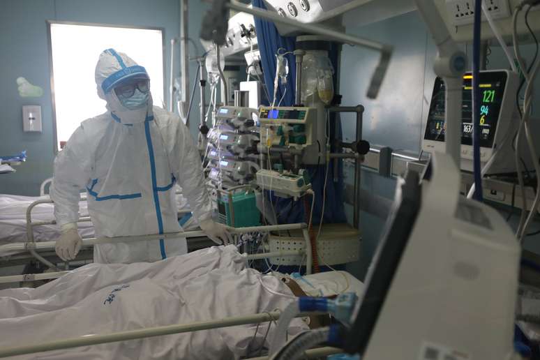 Paciente &eacute; tratado em hospital em Wuhan, epicentro do surto do novo coronav&iacute;rus na China
13/02/2020
China Daily via REUTERS