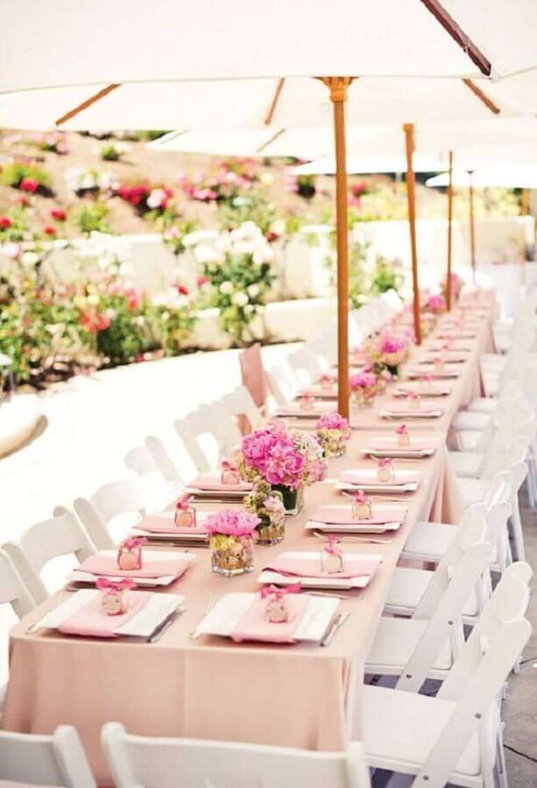 25. Cores de decora&ccedil;&atilde;o de casamento rosa e branco &ndash; Foto: Etsy