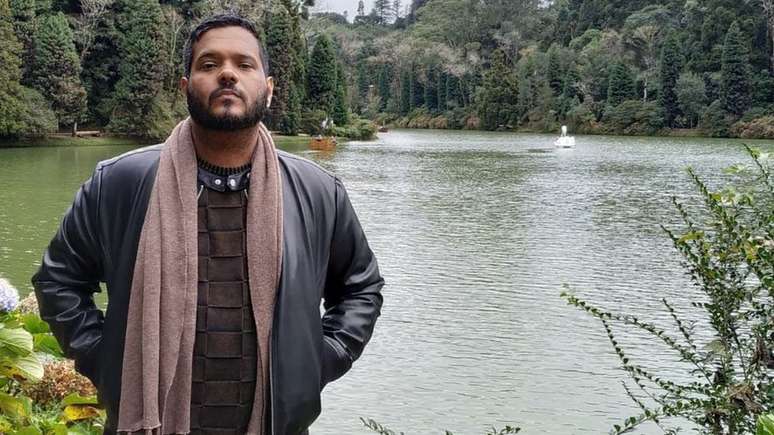 'N&atilde;o quero dizer a palavra 'acreditar', porque ela tem a conota&ccedil;&atilde;o da 'f&eacute;', mas sei que as ag&ecirc;ncias (espaciais) est&atilde;o certas,', admite o ex-terraplanista Eduardo Dias