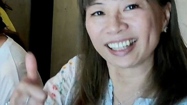 Julie, de Cingapura, n&atilde;o deu muita aten&ccedil;&atilde;o aos primeiros sintomas da doen&ccedil;a