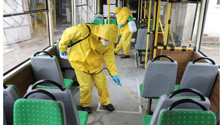 Novo coronav&iacute;rus j&aacute; infectou milhares de pessoas em todo o mundo, inclusive no Brasil