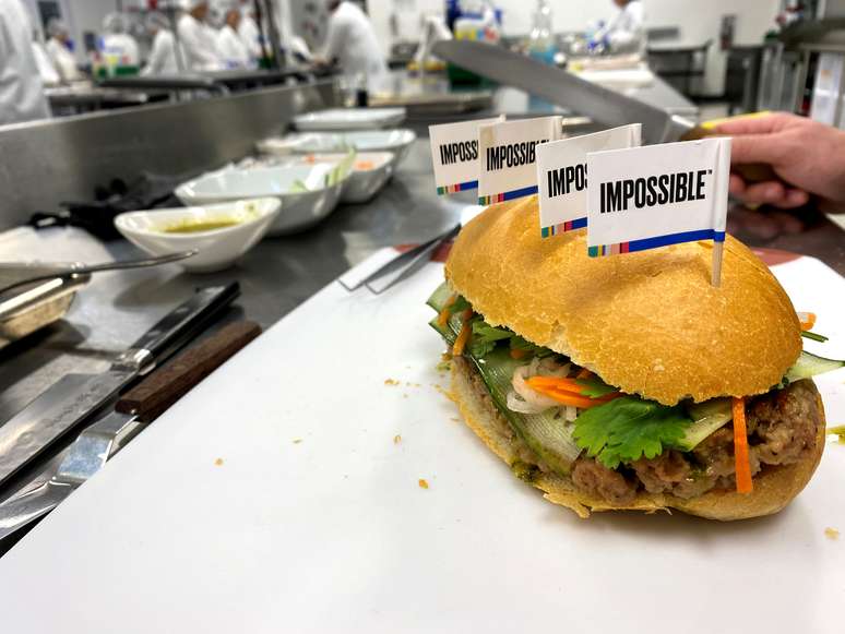 Lanche da Impossible Foods fotografado na sede da empresa, em S&atilde;o Francisco, Calif&oacute;rnia (EUA) 
19/12/2019
REUTERS/Richa Naidu