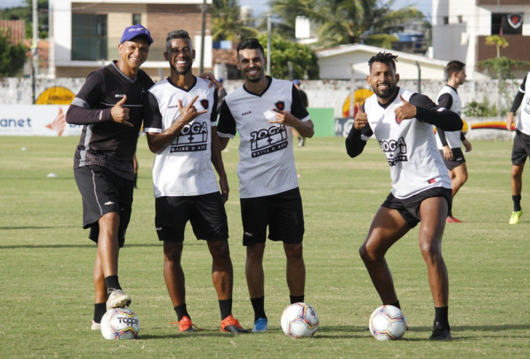 Léo Moura é o destaque do Botafogo-PB (Foto: Divulgação/Botafogo-PB)