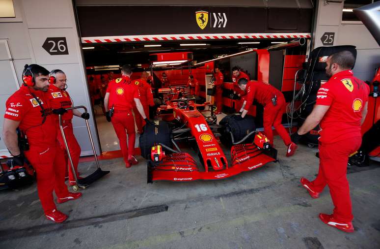 Carro da Ferrari durante teste de pr&eacute;-temporada da F1
26/02/2020
REUTERS/Albert Gea