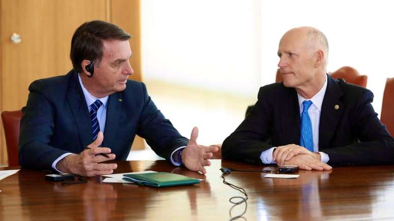 Senador americano Rick Scott, republicano do Estado da Flórida, convidou Bolsonaro para visita aos Estados Unidos; os dois já haviam se encontrado em outubro do ano passado