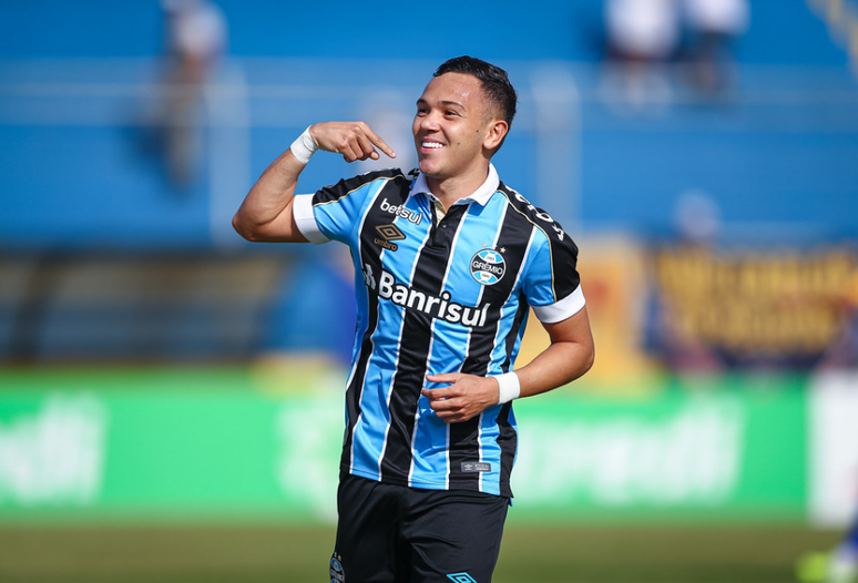 Pepê decidiu a vitória do Grêmio (Foto: Divulgação/Lucas Ubel)