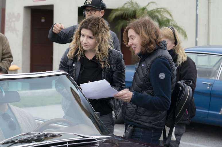 Alicia Rodis com a diretora Susana White no set da s&eacute;rie The Deuce, da HBO