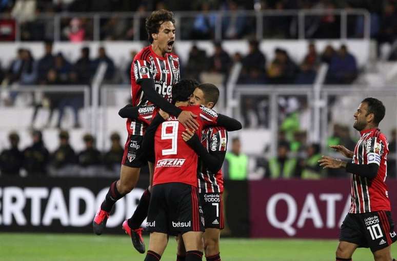 Diniz vê pontos positivos após 4 a 2 da LDU: 'No 2º tempo, o time ganhou  por 2 a 1