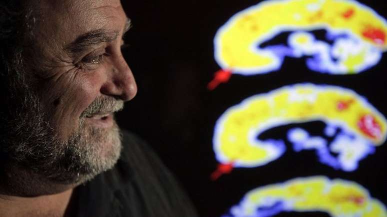 O professor Jim Fallon vem de uma fam&iacute;lia com sete pessoas acusadas de assassinato