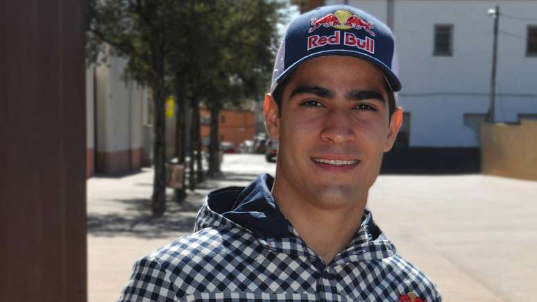 Sergio Sette Câmara fecha com a Red Bull