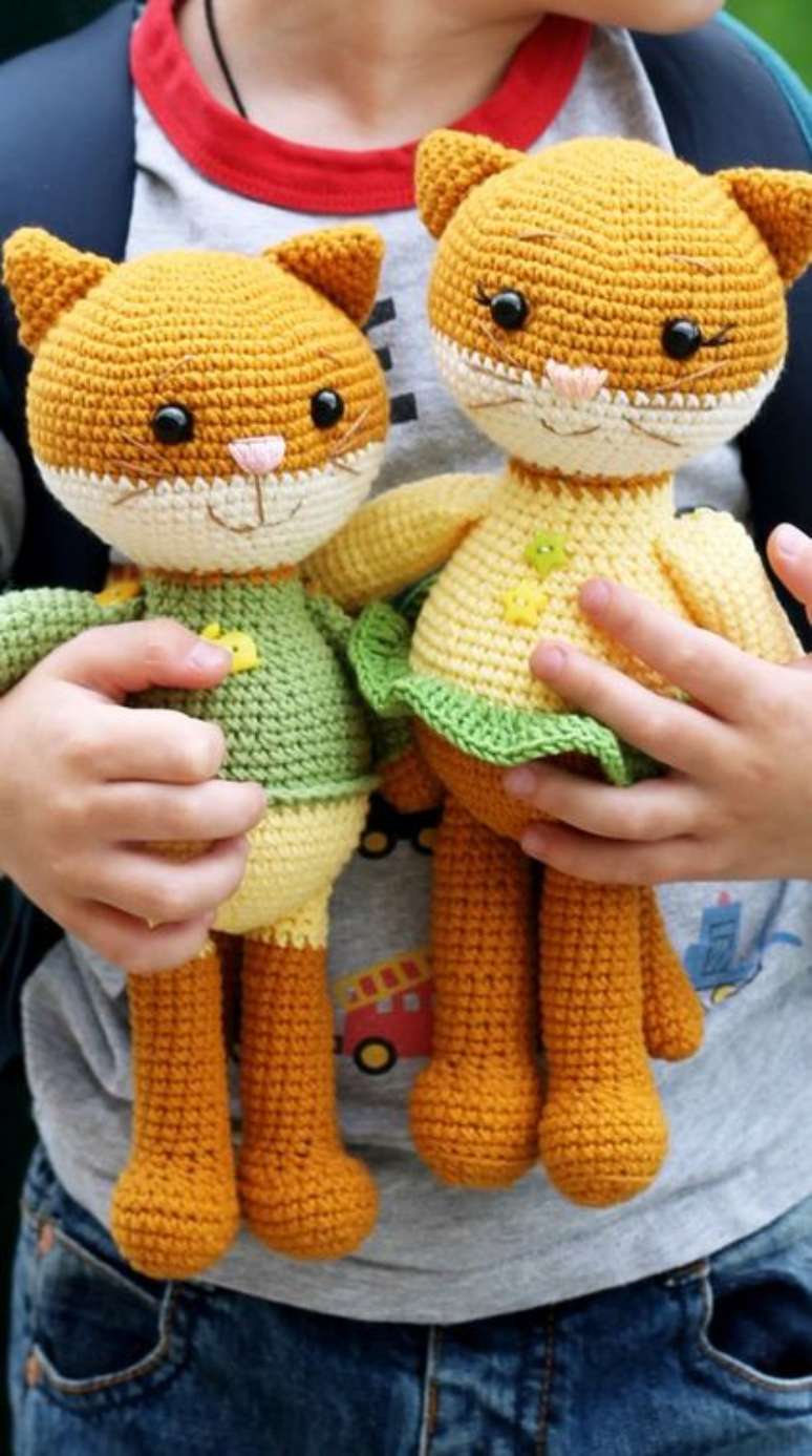 65. Um amigurumi &eacute; melhor se acompanhado. Foto: Amimore