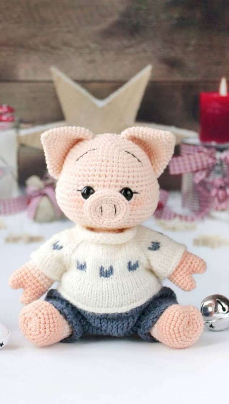 80. O seu amigurumi pode ter roupinhas. Foto: Como Fazer Amigurumi