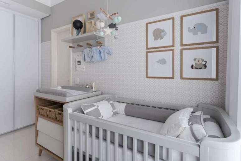 1. Um quarto de bebê cinza transmite personalidade, além de ser uma cor neutra que mescla muito bem com outras cores – Foto: Via Pinterest