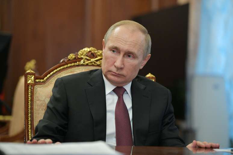 Presidente russo, Vladimir Putin, durante reuni&atilde;o sobre coronav&iacute;rus em Moscou
29/01/2020
Sputnik/Alexei Druzhinin/Kremlin via REUTERS