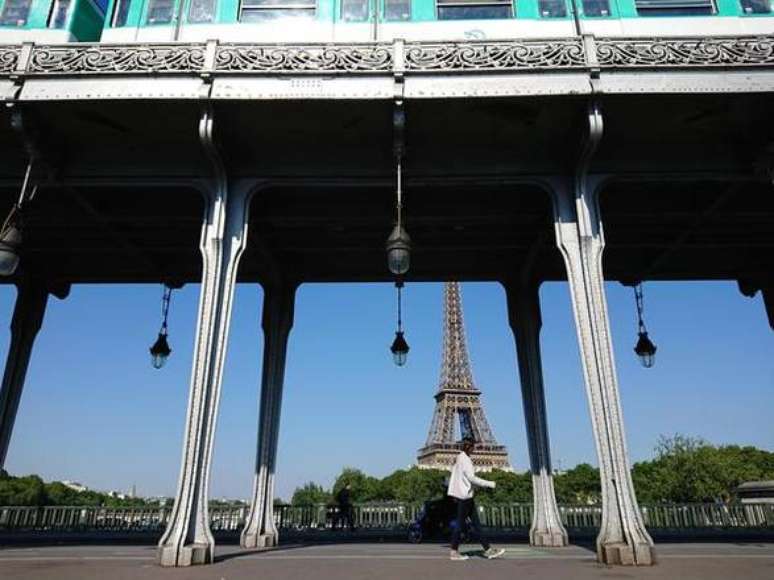 Monumentos não funcionarão até 'nova ordem' do governo francês