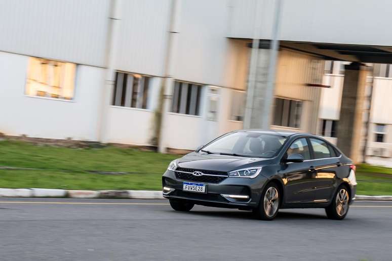 Na aceleração de 0-100 km/h, o ganho foi de quase 1 segundos; nas retomadas, passou disso.