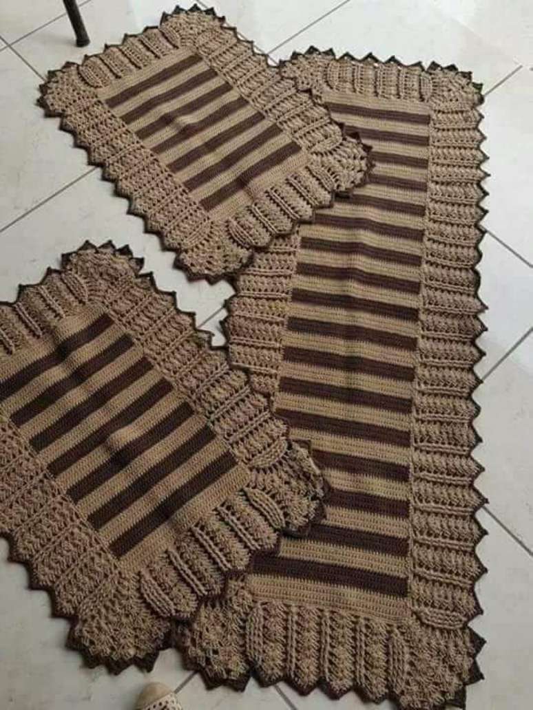 91. Listras escuras também são ótimas para tapete de crochê para cozinha. Foto: Dcore Você