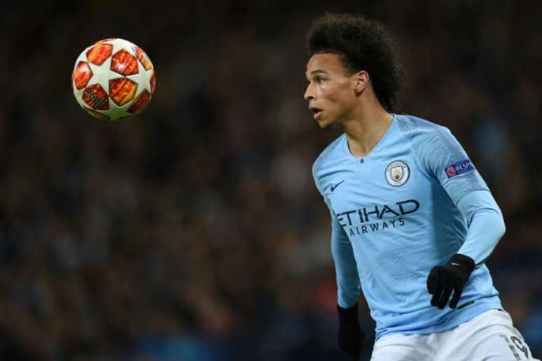 Leroy Sané deve agitar o mercado de transferências (Foto: AFP)