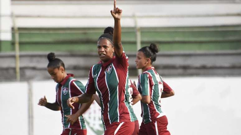 Vilmara comemora o gol marcado na primeira rodada do Brasileiro A2 (Foto: Mailson Santana/Fluminense)