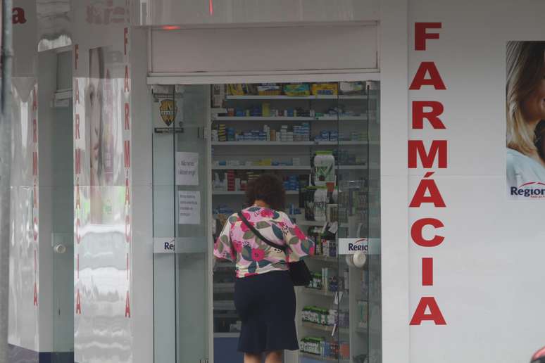 Aumento no preço de remédios é adiado por dois meses