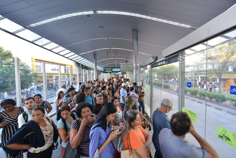Concentração de passageiro no transporte público de Belo Horizonte (MG)