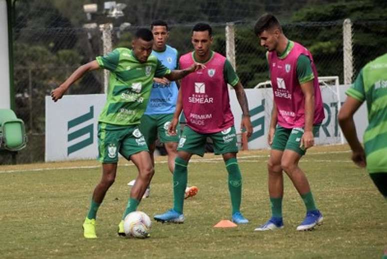 O Coelho hão tem atividades no clube desde o dia 17 de março-(Mourão Panda/América-MG)