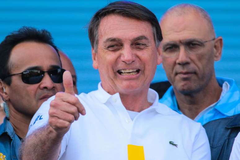 Desempenho de Bolsonaro no combate à covid-19 é avaliado como &#034;ineficaz&#034;