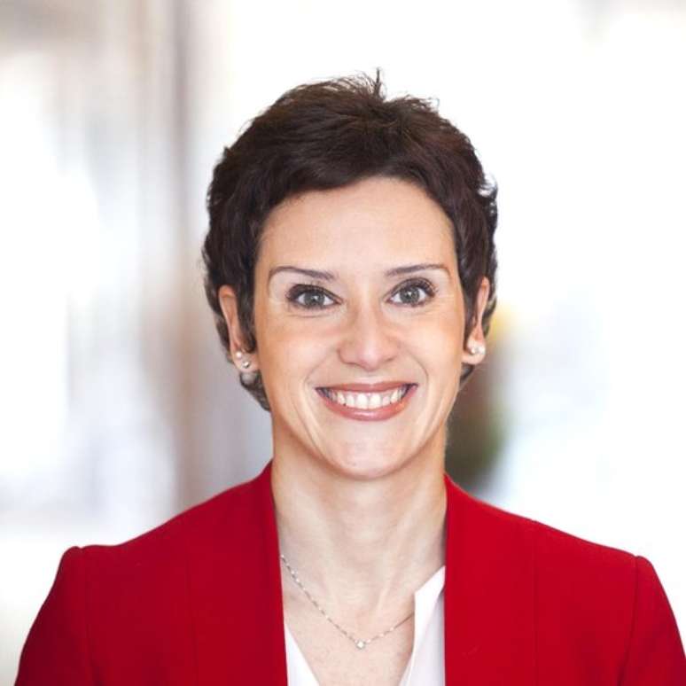 Monica de Bolle diz que medida deixa o trabalhador extremamente exposto e vai na contram&atilde;o do mundo.