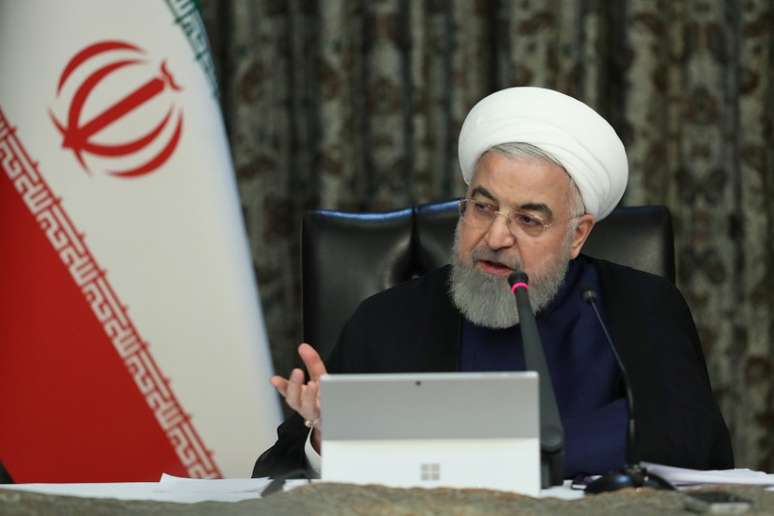 Presidente do Irã, Hassan Rouhani, durante reunião sobre o coronavírus em Teerã
21/03/2020 Site oficial da Presidência do Irã/Divulgação via REUTERS