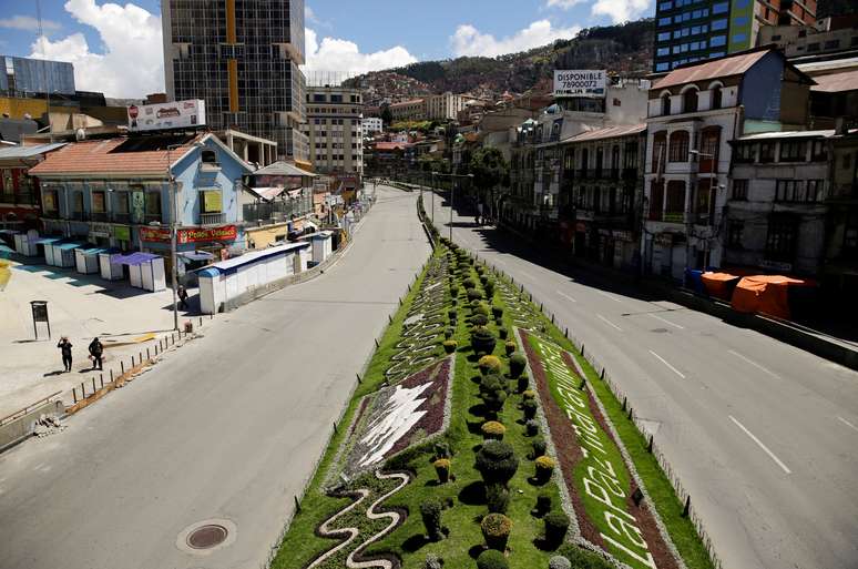 Ruas vazias em La Paz
22/03/2020
REUTERS/David Mercado
