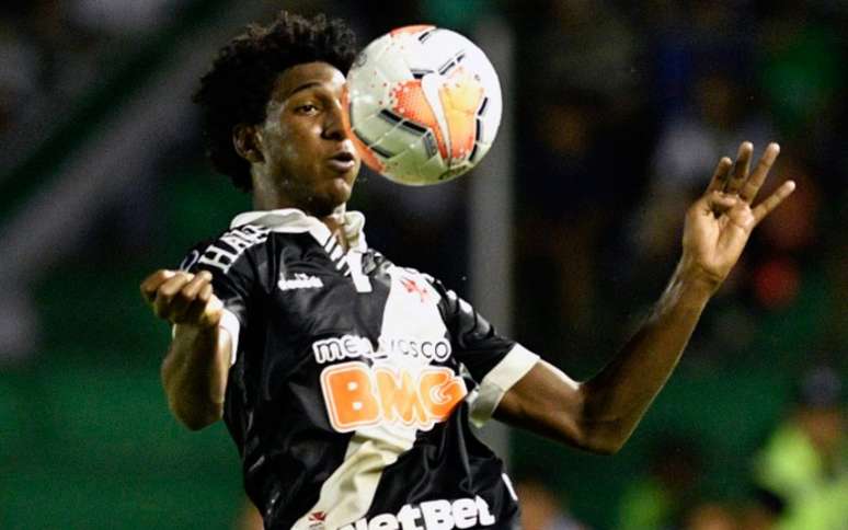 Talles atualmente está lesionado, mas atuou em sete partidas neste ano (Foto: AIZAR RALDES / AFP)