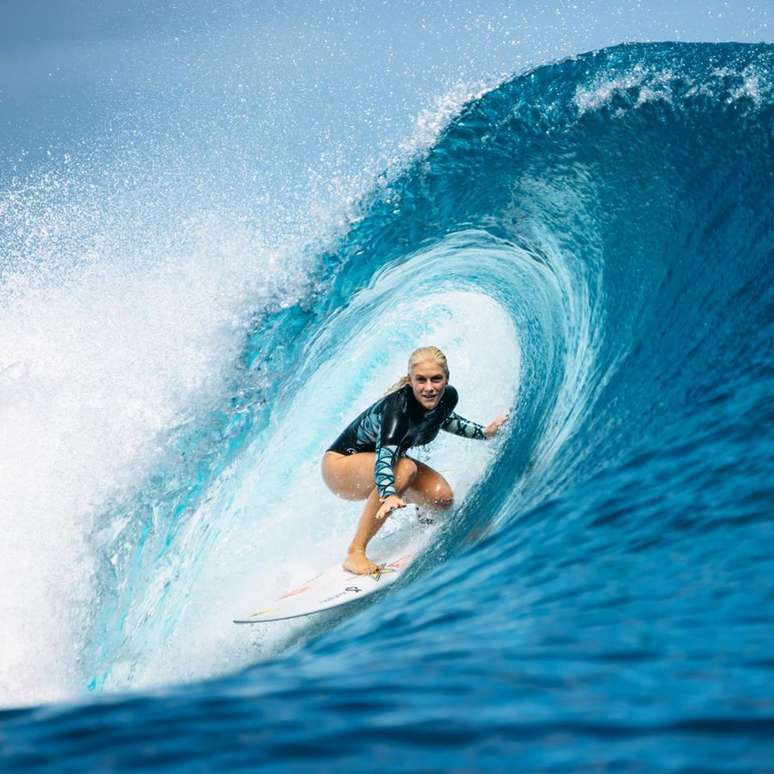 Tatiana Web foi a primeira surfista brasileira classificada para os jogos Olímpicos de Tóquio (Foto: Reprodução)