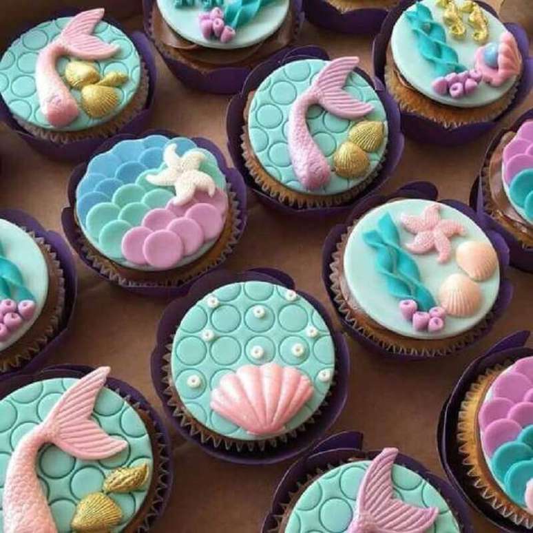 30. Modelo de cupcakes personalizados para festa tema sereia – Foto: Cupcake Art