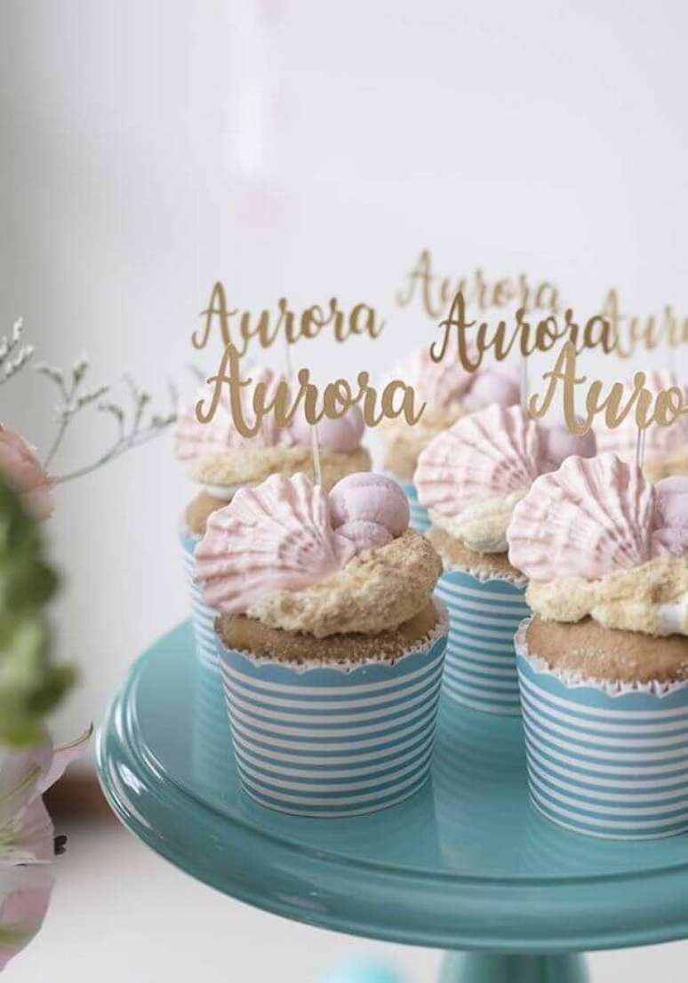 49. Ideias de cupcakes decorados para festa de sereia – Foto: Zozu