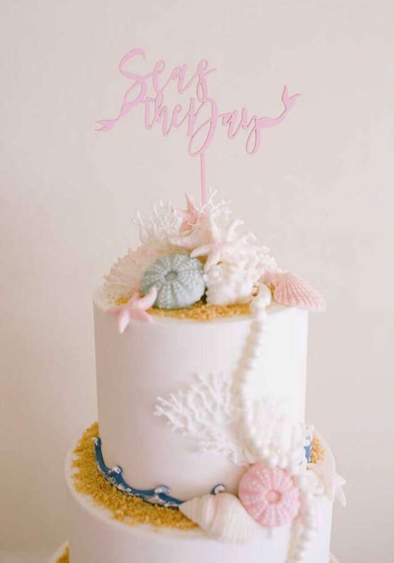 67. Invista em uma linda decora&ccedil;&atilde;o para o seu topo de bolo decorado para festa sereia &ndash; Foto: Cake Ideas