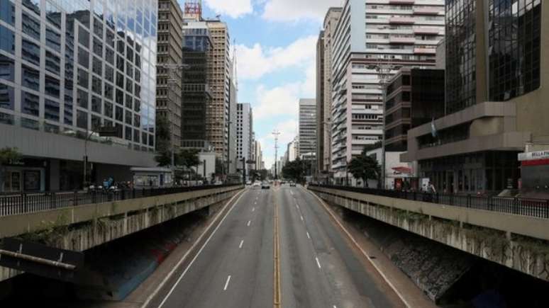 Presidente criticou medidas como o fechamento do comércio, que esvaziaram marcos como a avenida Paulista, em São Paulo