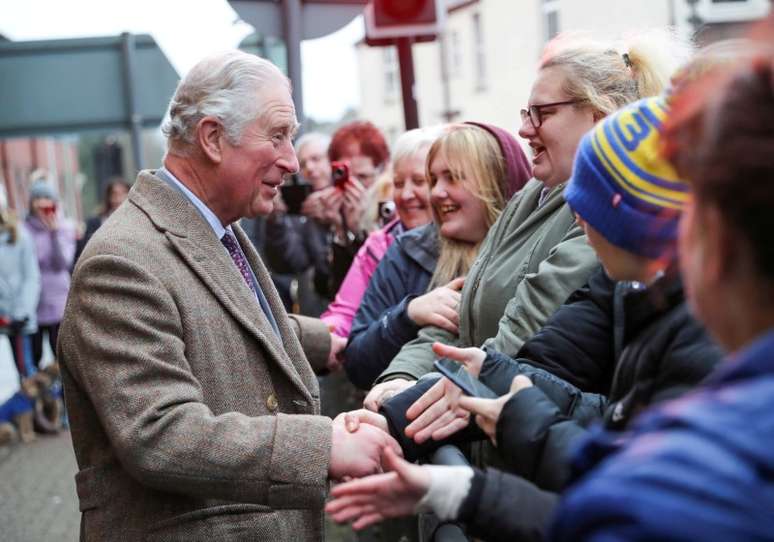 Príncipe Charles visita cidade de Pontypridd no País de Gales 21/2/2020 Chris Jackson/Pool via REUTERS