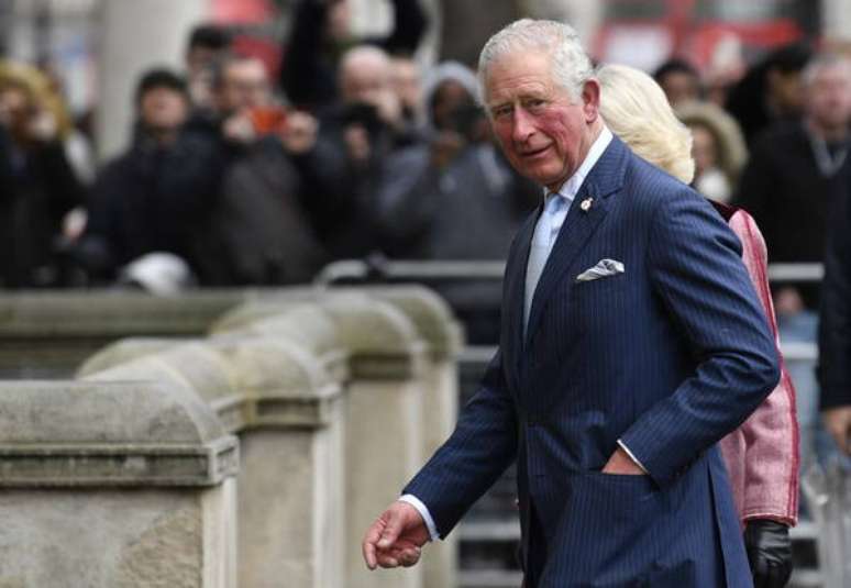 Príncipe Charles é o primeiro na linha de sucessão do trono britânico