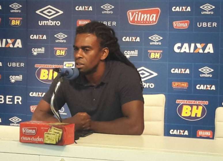 Tinga esteve na Raposa como gerente de futebol entre 2016 e 2017 (Foto: Cruzeiro/Divulgação)