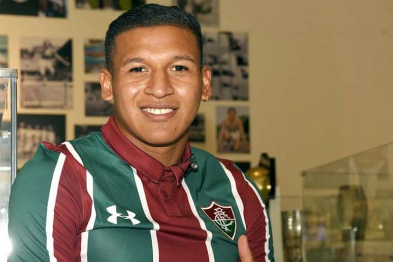 Pacheco vive primeira experiência internacional da carreira no Fluminense (Foto: Mailson Santana/FFC)