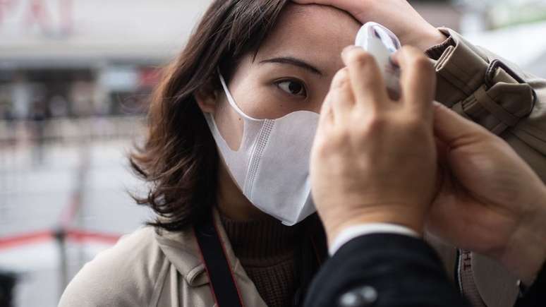 Segundo especialistas, estratégia do Japão sem quarentenas massivas deve ser vista com cautela por países menos desenvolvidos