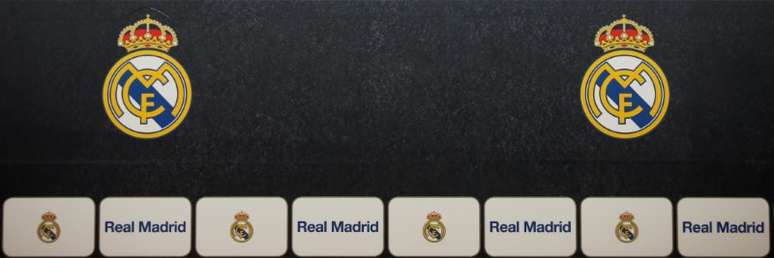 Distintivos do Real Madrid no centro de treinamento do clube
01/04/2026 REUTERS/Sergio Perez 