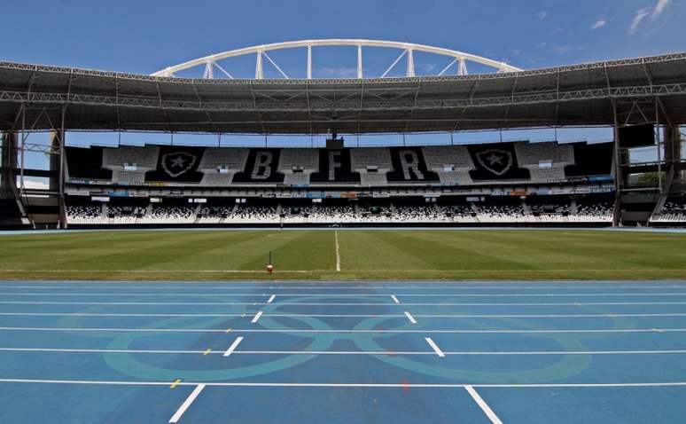 Estádio Nilton Santos, assim como outros, está sem jogos até segunda ordem (Foto: Vitor Silva / SS Press / BFR)