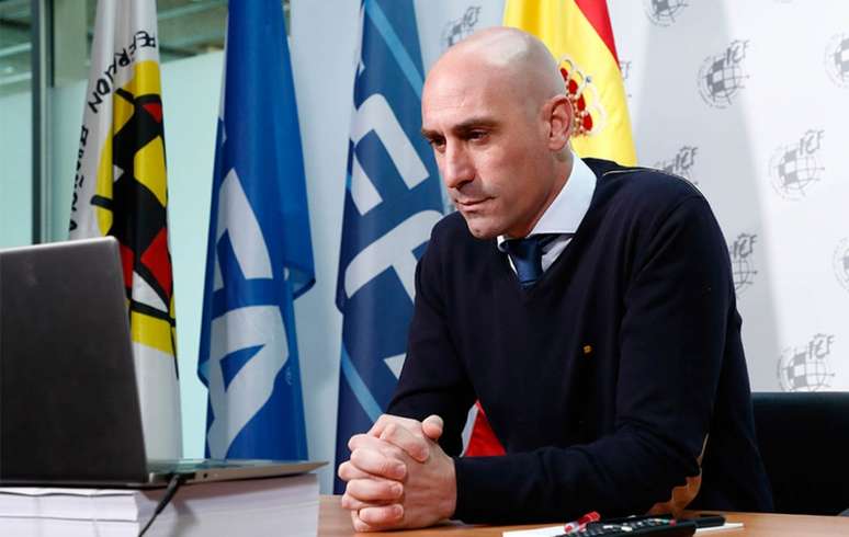 Luis Rubiales quer ajudar os clubes (Foto: Divulgação / RFEF)