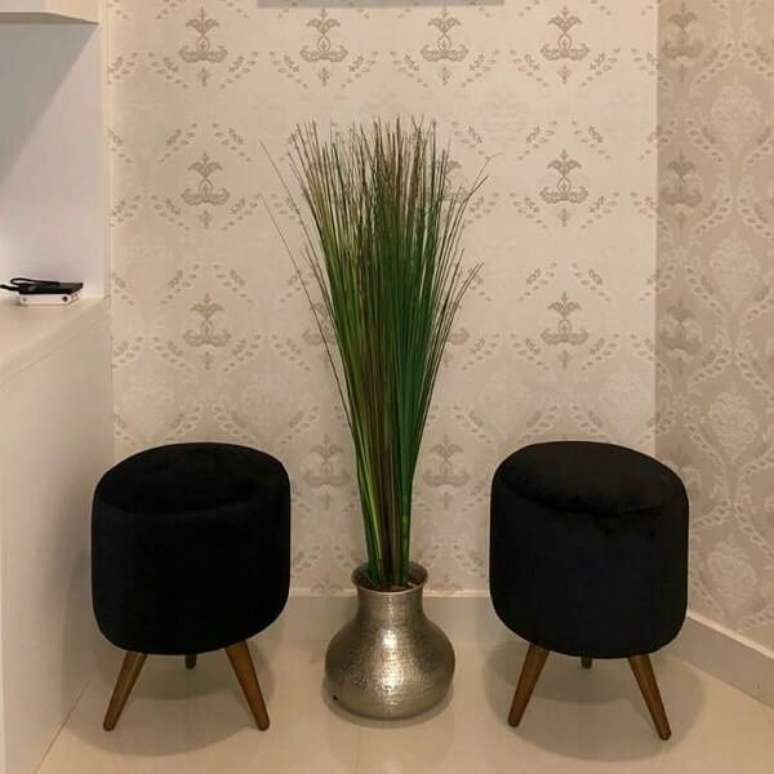 10. Os puffs p&eacute; de palito s&atilde;o &oacute;timos em qualquer ambiente e cabem em diferentes espa&ccedil;os &ndash; Foto: Via Pinterest