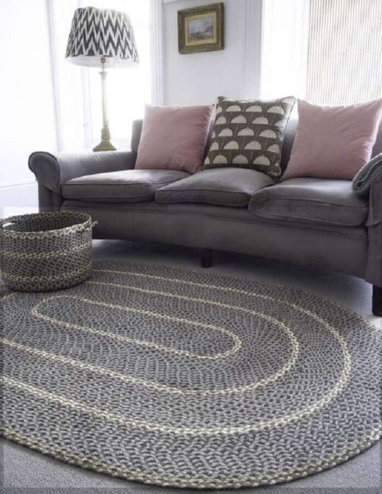 16. Modelo de tapete de crochê para sala com bordas arredondadas – Foto: Pinterest