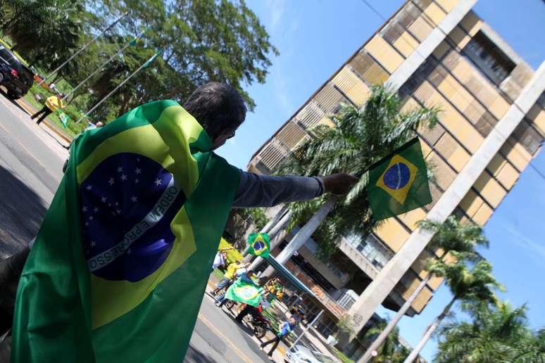 Justiça do Rio proíbe carreatas contra a quarentena