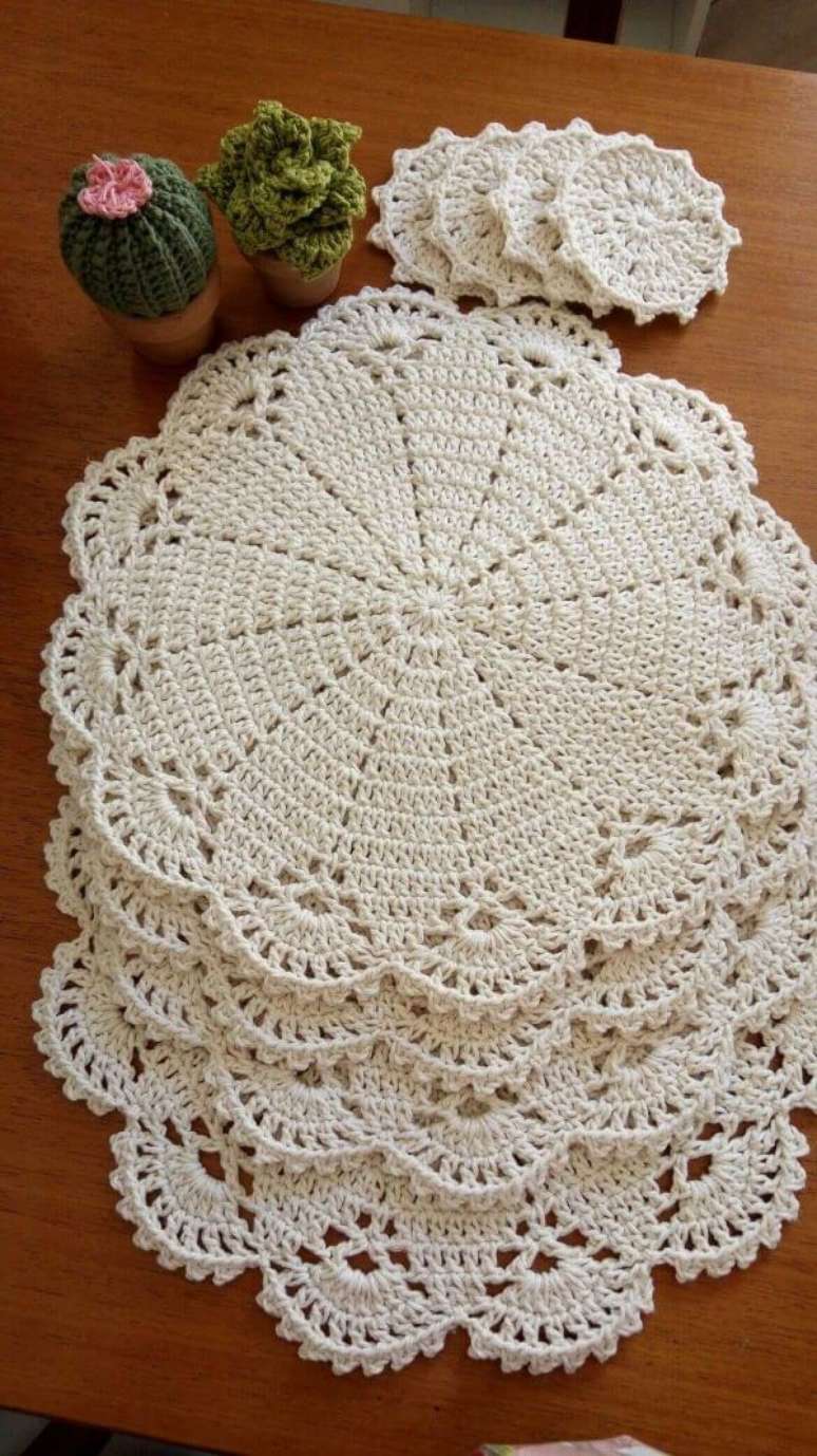 70. Guardanapo de croch&ecirc; &ndash; Via: Pinterest