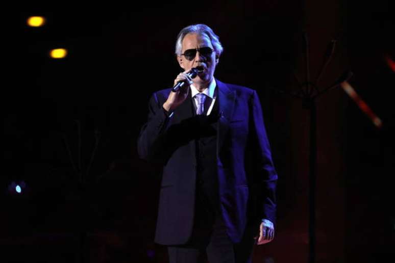 Bocelli fará um concerto especial, que será transmitido por streaming para todo o mundo